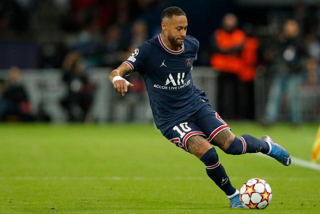 亚冠-C罗梅开二度轰913球 利雅得胜利3-1胜